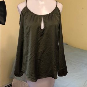 NWT Cold shoulder blouse